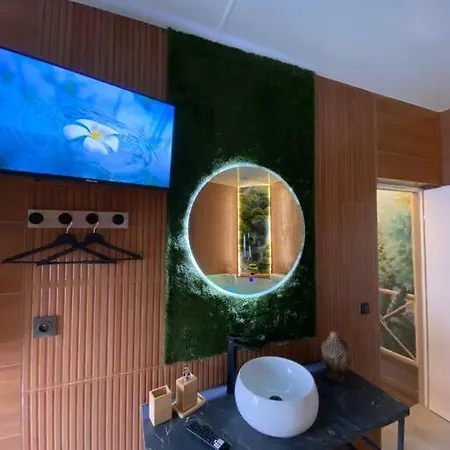 Apartament Esprit Bali ....love Spa, Sauna De Luxe A Miluza